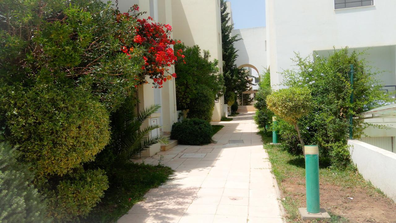 Happy House Ennasr Apartment Ариана Екстериор снимка