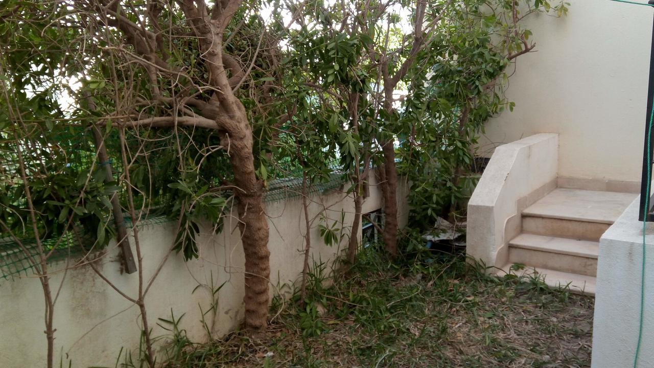 Happy House Ennasr Apartment Ариана Екстериор снимка